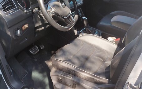 Volkswagen Tiguan II, 2019 год, 3 200 000 рублей, 27 фотография