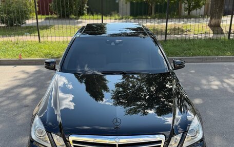Mercedes-Benz E-Класс, 2009 год, 2 250 000 рублей, 1 фотография