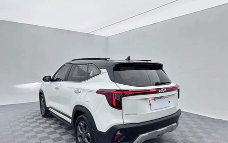 KIA Seltos I, 2023 год, 1 800 000 рублей, 4 фотография