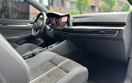 Volkswagen Golf VIII, 2023 год, 1 777 025 рублей, 4 фотография