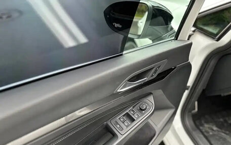 Volkswagen Golf VIII, 2023 год, 1 777 025 рублей, 14 фотография