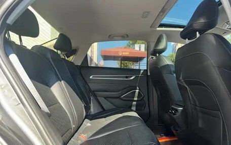 Geely Emgrand, 2023 год, 1 135 028 рублей, 20 фотография