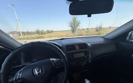 Honda Accord VII рестайлинг, 2003 год, 450 000 рублей, 3 фотография