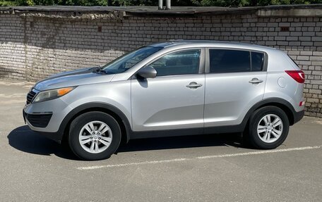 KIA Sportage III, 2010 год, 1 050 000 рублей, 2 фотография