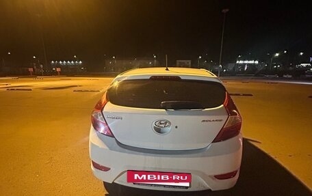 Hyundai Solaris II рестайлинг, 2012 год, 840 000 рублей, 5 фотография