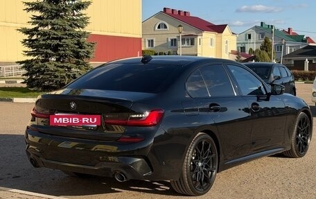 BMW 3 серия, 2019 год, 3 950 000 рублей, 17 фотография