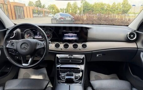 Mercedes-Benz E-Класс, 2016 год, 2 520 000 рублей, 15 фотография