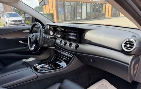 Mercedes-Benz E-Класс, 2016 год, 2 520 000 рублей, 16 фотография