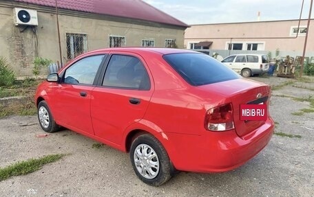 Chevrolet Aveo III, 2004 год, 255 000 рублей, 2 фотография