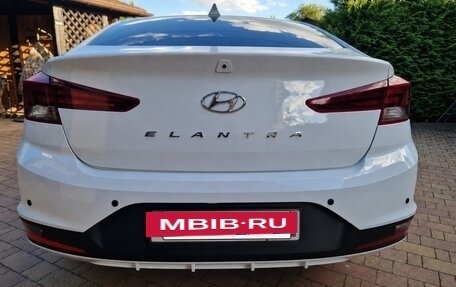 Hyundai Elantra VI рестайлинг, 2019 год, 1 550 000 рублей, 2 фотография