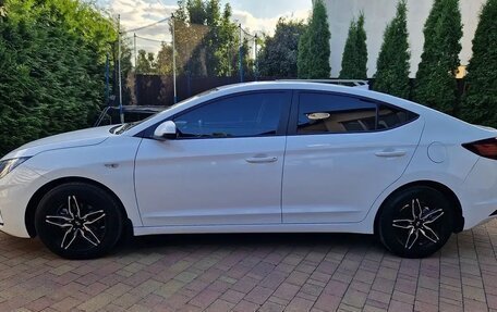 Hyundai Elantra VI рестайлинг, 2019 год, 1 550 000 рублей, 3 фотография