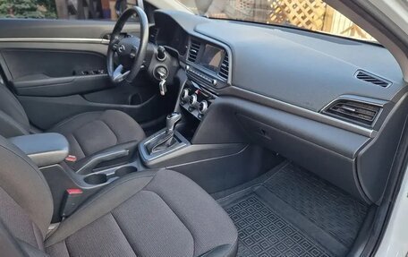 Hyundai Elantra VI рестайлинг, 2019 год, 1 550 000 рублей, 7 фотография