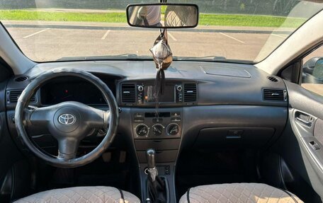 Toyota Corolla, 2005 год, 530 000 рублей, 8 фотография