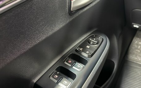 KIA Rio IV, 2018 год, 1 390 000 рублей, 16 фотография