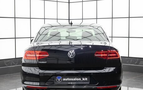 Volkswagen Passat B8 рестайлинг, 2018 год, 2 099 000 рублей, 3 фотография