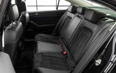 Volkswagen Passat B8 рестайлинг, 2018 год, 2 099 000 рублей, 8 фотография