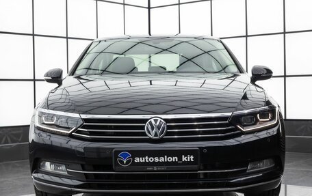 Volkswagen Passat B8 рестайлинг, 2018 год, 2 099 000 рублей, 2 фотография