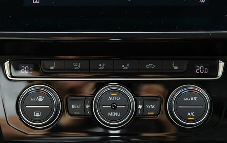 Volkswagen Passat B8 рестайлинг, 2018 год, 2 099 000 рублей, 15 фотография