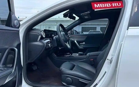 Mercedes-Benz A-Класс, 2023 год, 2 000 025 рублей, 4 фотография