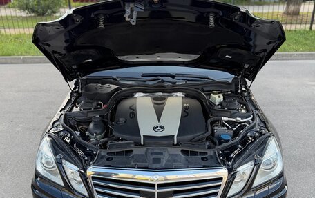 Mercedes-Benz E-Класс, 2009 год, 2 250 000 рублей, 11 фотография