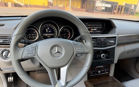 Mercedes-Benz E-Класс, 2009 год, 2 250 000 рублей, 29 фотография