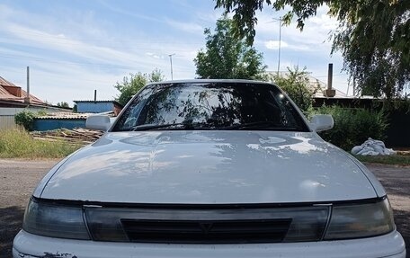 Toyota Vista, 1990 год, 240 000 рублей, 1 фотография