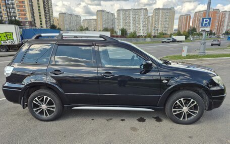 Mitsubishi Outlander III рестайлинг 3, 2007 год, 600 000 рублей, 2 фотография