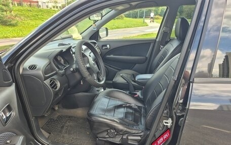 Mitsubishi Outlander III рестайлинг 3, 2007 год, 600 000 рублей, 9 фотография