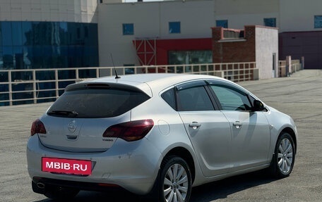 Opel Astra J, 2011 год, 590 000 рублей, 6 фотография