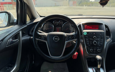 Opel Astra J, 2011 год, 590 000 рублей, 16 фотография