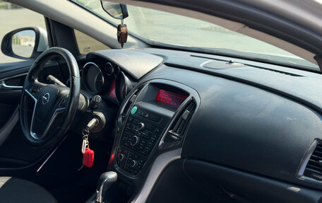 Opel Astra J, 2011 год, 590 000 рублей, 17 фотография