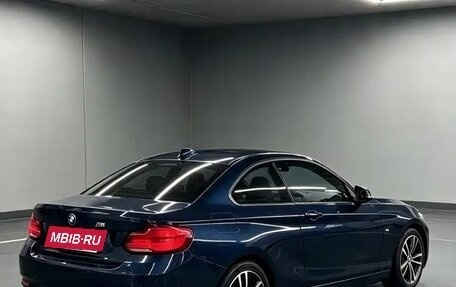 BMW 2 серия F22, 2019 год, 1 800 000 рублей, 3 фотография