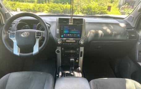 Toyota Land Cruiser Prado 150 рестайлинг 2, 2013 год, 2 780 000 рублей, 10 фотография