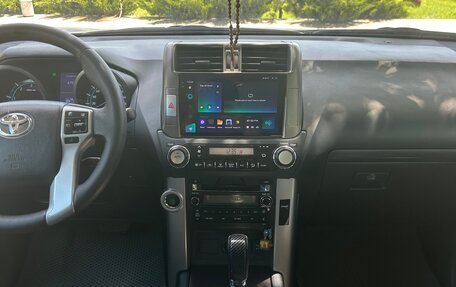 Toyota Land Cruiser Prado 150 рестайлинг 2, 2013 год, 2 780 000 рублей, 11 фотография