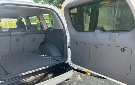 Toyota Land Cruiser Prado 150 рестайлинг 2, 2013 год, 2 780 000 рублей, 20 фотография