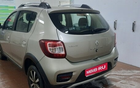 Renault Sandero II рестайлинг, 2016 год, 1 020 000 рублей, 1 фотография