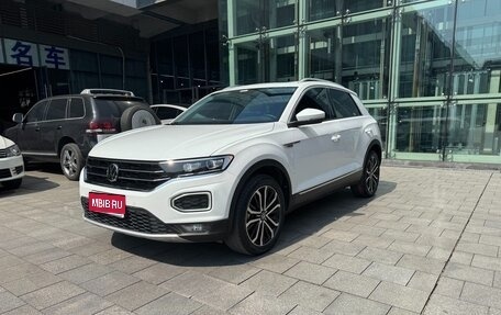 Volkswagen T-Roc I, 2022 год, 1 691 960 рублей, 1 фотография
