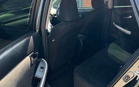 Toyota Prius, 2012 год, 1 390 000 рублей, 8 фотография