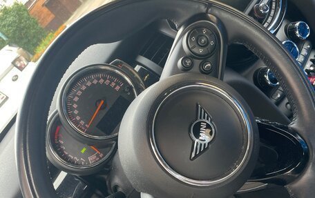 MINI Hatch, 2020 год, 2 040 000 рублей, 4 фотография