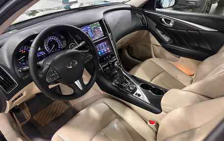 Infiniti Q50 I рестайлинг, 2017 год, 1 740 000 рублей, 8 фотография