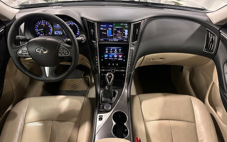 Infiniti Q50 I рестайлинг, 2017 год, 1 740 000 рублей, 16 фотография