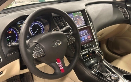 Infiniti Q50 I рестайлинг, 2017 год, 1 740 000 рублей, 10 фотография
