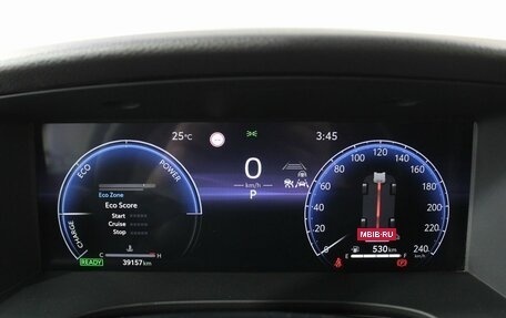 Toyota Camry, 2024 год, 4 050 000 рублей, 24 фотография