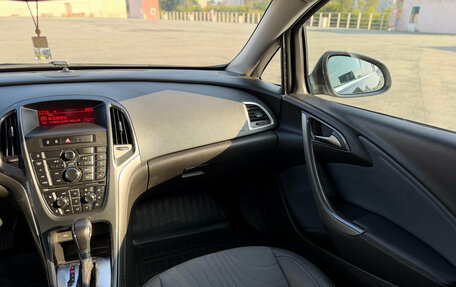 Opel Astra J, 2013 год, 795 000 рублей, 23 фотография