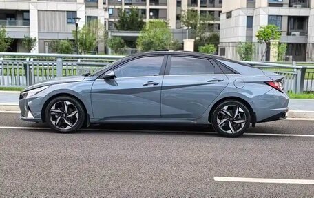 Hyundai Elantra, 2022 год, 1 300 000 рублей, 2 фотография