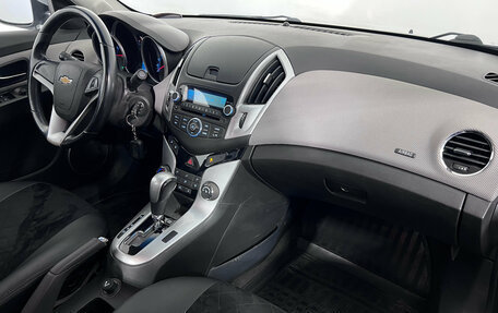 Chevrolet Cruze II, 2013 год, 850 000 рублей, 8 фотография