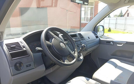 Volkswagen Transporter T5 рестайлинг, 2008 год, 1 650 000 рублей, 7 фотография
