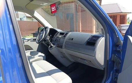 Volkswagen Transporter T5 рестайлинг, 2008 год, 1 650 000 рублей, 8 фотография