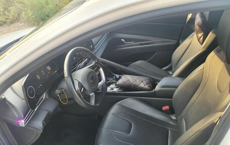 Hyundai Elantra, 2023 год, 1 600 000 рублей, 9 фотография