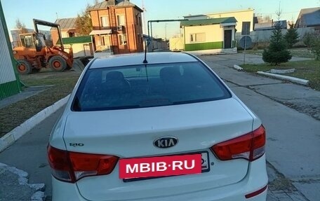 KIA Rio III рестайлинг, 2016 год, 950 000 рублей, 2 фотография